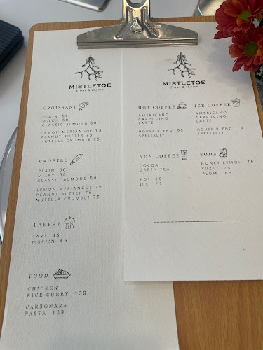 Mistletoe flour & thyme cafe - การบริการอาหารและที่พัก