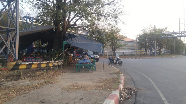 ร้านอาหารตามสั่ง เจ๊แหมม่มในนิคมแหลมฉบัง - การบริการอาหารและที่พัก