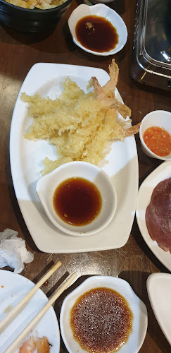 โอชิเน นครราชสีมา - การบริการอาหารและที่พัก