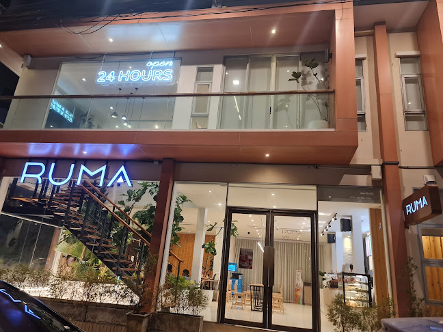 Ruma Cafe & Co-Working Space - การบริการอาหารและที่พัก