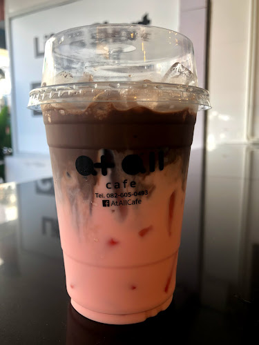 Comentarii opinii despre At All Cafe