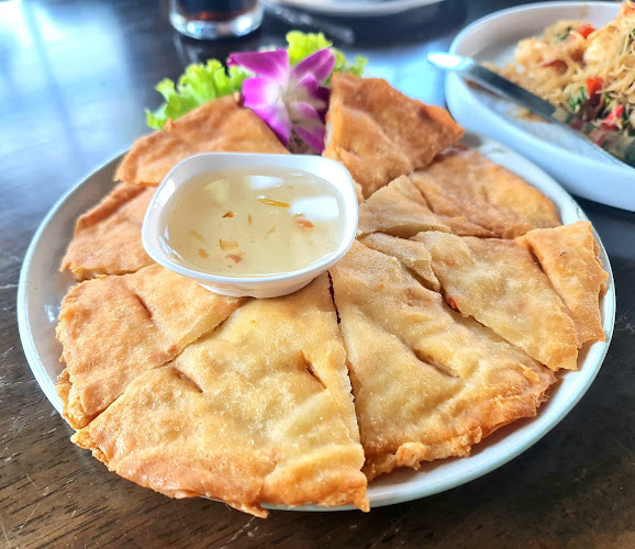 671/3 ถ.เพชรเกษม ตำบลห้วยจรเข้ เมือง นครปฐม 73000