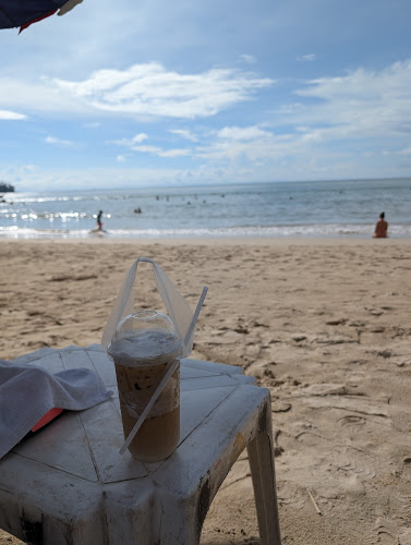 Boonchuay Sunbeds and service at the Beach, Kamala - อำเภอกะทู้