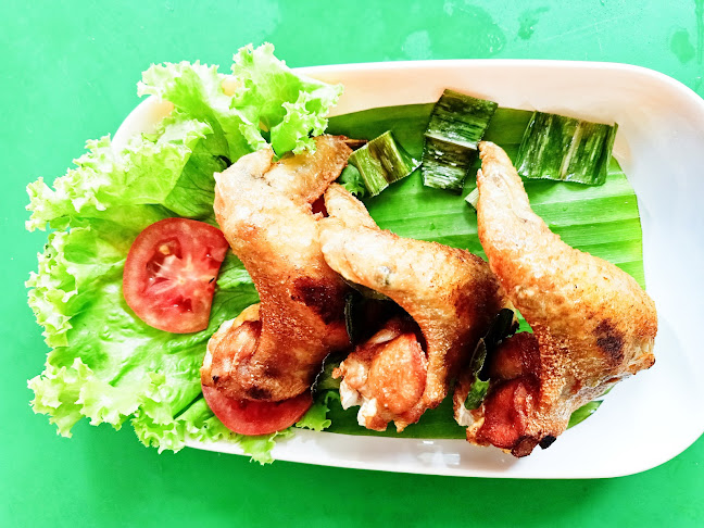 ร้านแซ่บนัวครัวอีสานกำแพงเพชร - การบริการอาหารและที่พัก