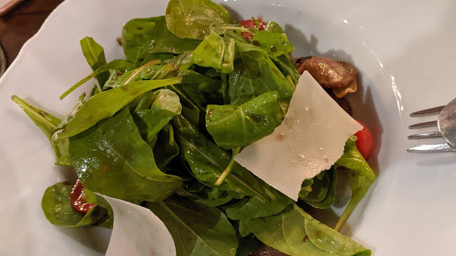 Five Crossing - การบริการอาหารและที่พัก