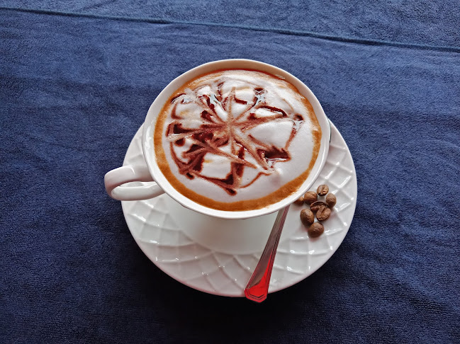 ร้าน Tomorrow Coffee - การบริการอาหารและที่พัก