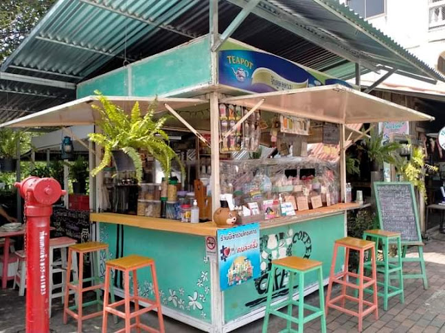 ร้านจับตูดดูดนม coffee,milk & smoothies Byพี่เหรียน