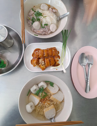 ถนัดศรีหาดใหญ่ (since 1969)肉丸 - การบริการอาหารและที่พัก