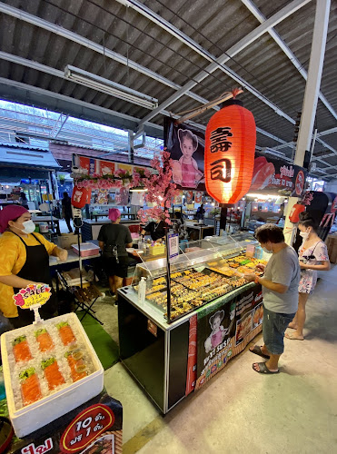 Hey! Sushi ซูชิแม่ลูกอ่อน สาขาในตลาดปากซอยเนินพลับหวาน - อำเภอบางละมุง