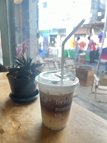 Normal UBON - การบริการอาหารและที่พัก