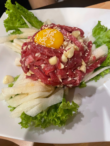 ฮังมี กัลบี - การบริการอาหารและที่พัก