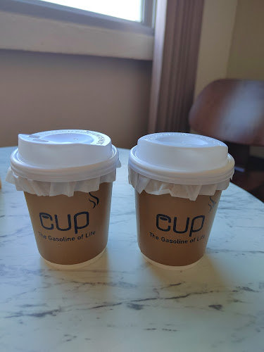 CUPSs Coffee shop 咖啡店 ร้านกาแฟคัพส์ - การบริการอาหารและที่พัก