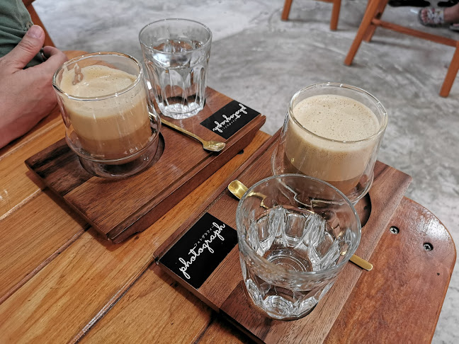 Photograph Coffee House - การบริการอาหารและที่พัก