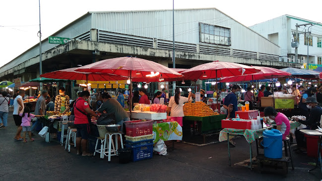 ตลาดกลางคืนสถานีรถไฟพิษณุโลก