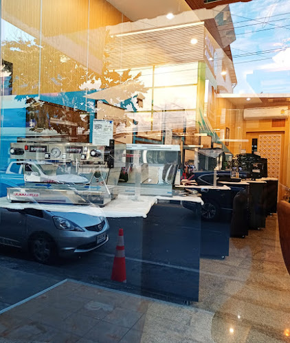 Bluekoff Ubonratchathani - การบริการอาหารและที่พัก