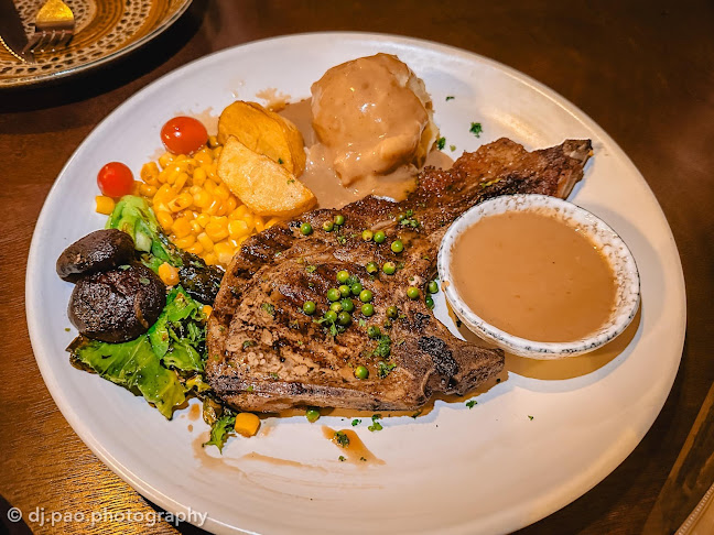 260 ถนนสุริยาตร์ อำเภอเมืองอุบลราชธานี อุบลราชธานี 34000