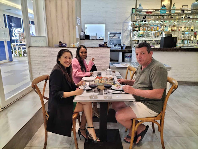 Cafe 101 - การบริการอาหารและที่พัก