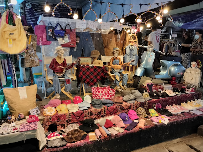 ถนนคนเดิน นครสวรรค์(ริมแม่น้ำเจ้าพระยา) - อำเภอเมืองนครสวรรค์