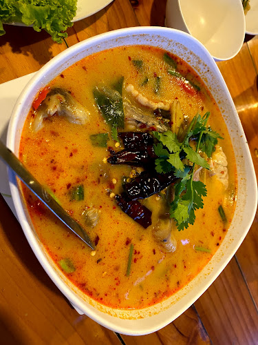 ร้านกระต๊อบน้อย Little Hut Coffee - การบริการอาหารและที่พัก