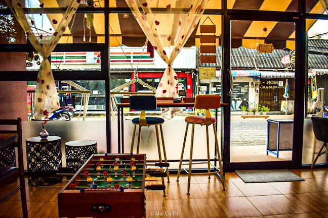 Posh and Pow Club Café - อำเภอเมืองภูเก็ต