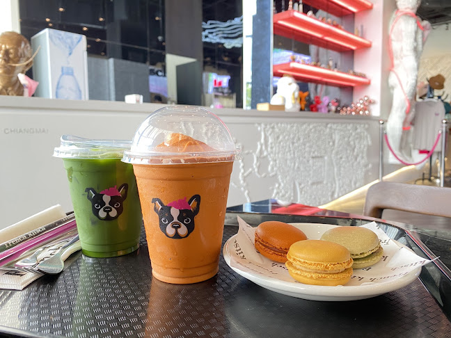 Opinii despre French Kitsch Café - Central Korat Store în อำเภอเมืองนครราชสีมา - การบริการอาหารและที่พัก