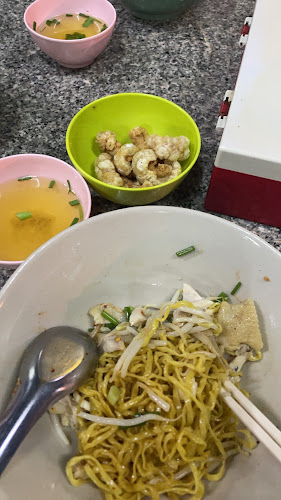 Comentarii opinii despre ก๋วยเตี๋ยวไก่ติงลี่