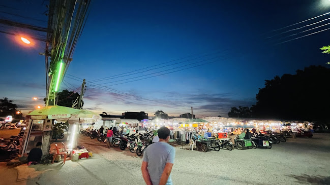 Opinii despre ตลาดเจ๊ผ่อง în อำเภอบางละมุง - การบริการอาหารและที่พัก