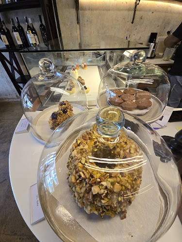 189 ถนน นิพัทธ์อุทิศ 2 ตำบล หาดใหญ่ อำเภอหาดใหญ่ สงขลา 90110