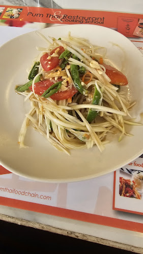 Comentarii opinii despre ร้านอาหาร และโรงเรียนสอนทำอาหารไทย ปุ้ม