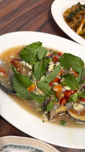 ครัวลุงเชย - การบริการอาหารและที่พัก