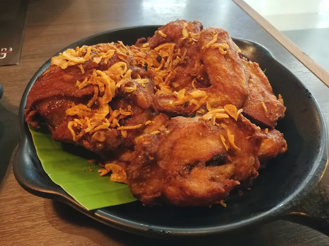 Comentarii opinii despre ร้านตำมั่ว The Walk นครสวรรค์