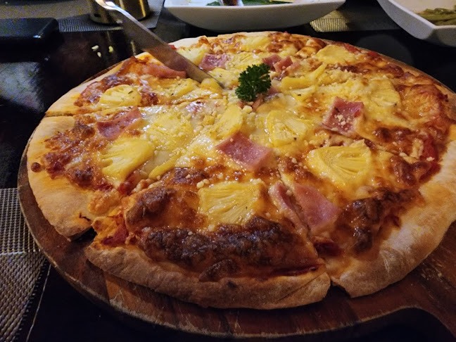 Sugar Cane Restaurant - การบริการอาหารและที่พัก