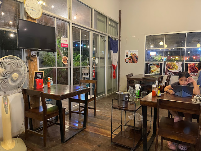 US STEAK BURGER&BBQ - การบริการอาหารและที่พัก