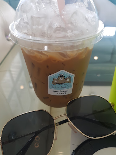 Botanic bakery and cafe สาขาแสงทอง - การบริการอาหารและที่พัก