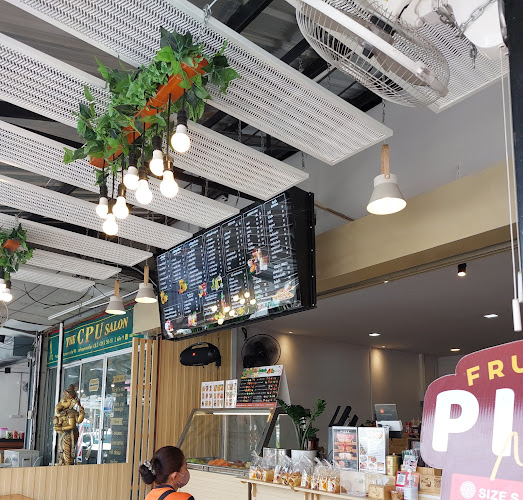 Opinii despre ฟรุ๊ตตี้ เวิลด์ Fruity World în เมือง - การบริการอาหารและที่พัก