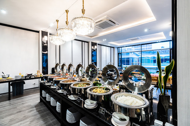 ห้องอาหารครัวไทย - การบริการอาหารและที่พัก