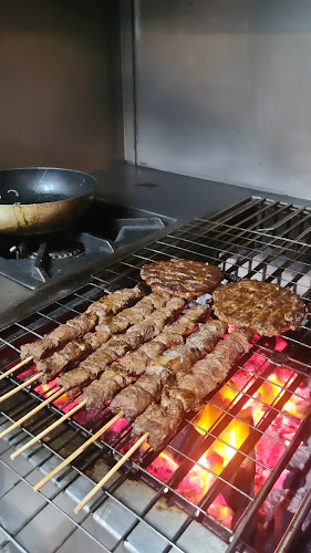 Opinii despre Tanuf Grill în อำเภอกะทู้ - การบริการอาหารและที่พัก