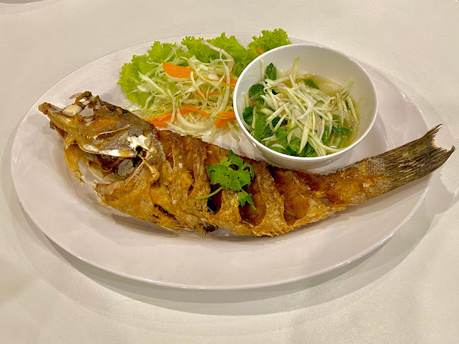 Comentarii opinii despre ยืนยิ้ม ซีฟู้ด YuenYim Seafood