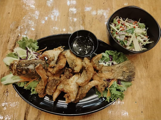 Comentarii opinii despre หลุมดำบาร์แอนด์การ์เด้นท์