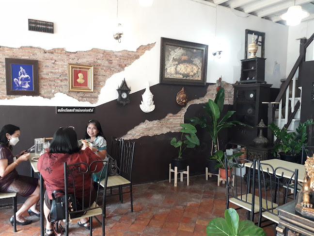 พวงรัตน์สเต็กโฮม -Puangrat Steak Home - การบริการอาหารและที่พัก