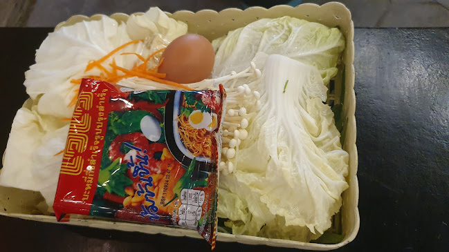 จ่าอู​ หมูเกาหลี - การบริการอาหารและที่พัก