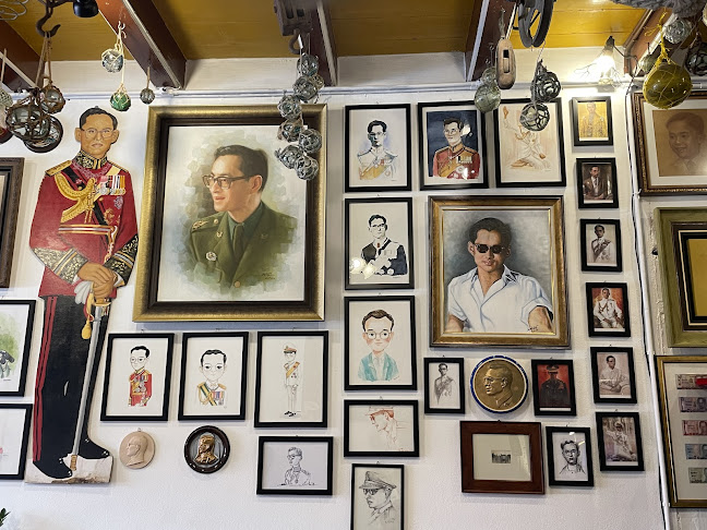 ร้านกาแฟ อ่อง เฮียบ ฮวด - การบริการอาหารและที่พัก