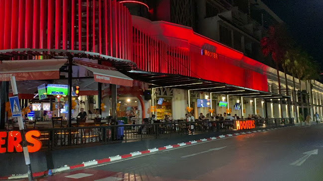 Hooters Phuket | American Restaurant & Sports Bar