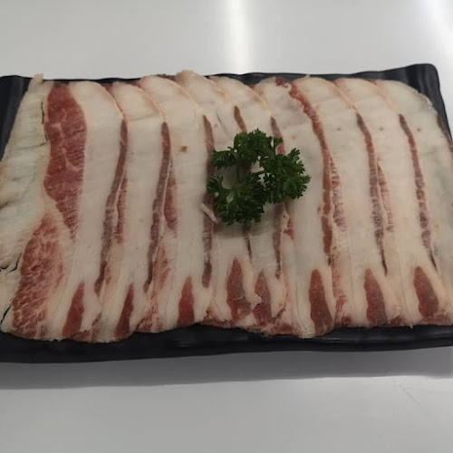 Kalasino กาลาสิโน-ปิ้งย่าง จิ้มจุ่ม โคขุนโพนยางคำ เบียร์วุ้น สาขาพัทยา - การบริการอาหารและที่พัก