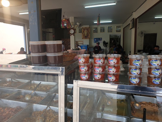 Comentarii opinii despre ข้าวแกงใต้พี่บ่าว