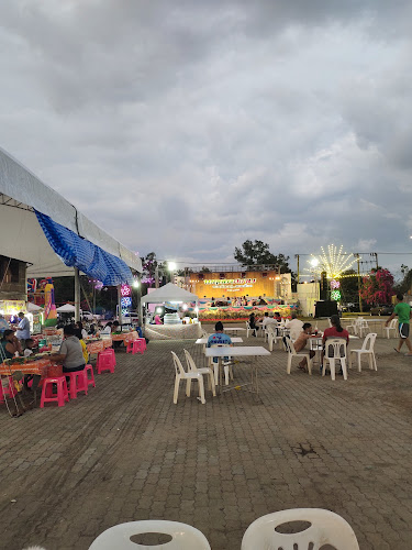 Comentarii opinii despre ตลาดปลายแหลมสะพานหิน