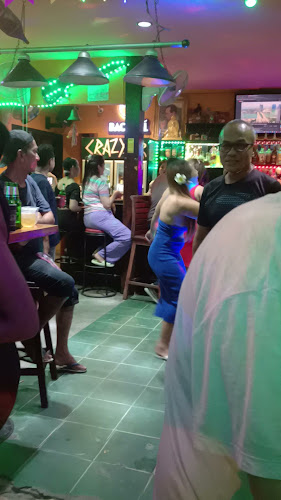 Opinii despre Crazy Bar în อำเภอกะทู้ - การบริการอาหารและที่พัก
