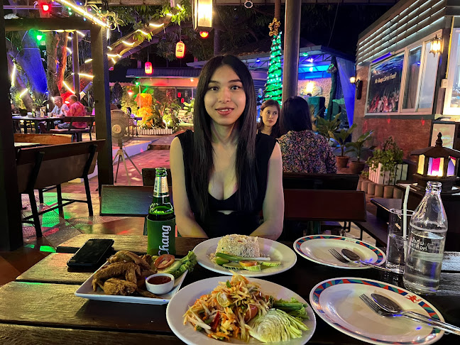 Green Tree Rest. & Pub - อำเภอบางละมุง