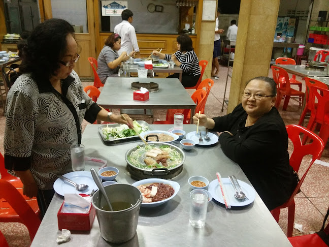 หมื่นทิพย์เนื้อย่างเกาหลี - การบริการอาหารและที่พัก