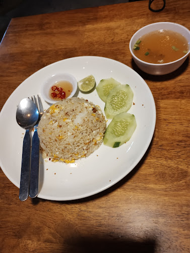 Opinii despre Tiew Pai Deng în อำเภอบางละมุง - การบริการอาหารและที่พัก